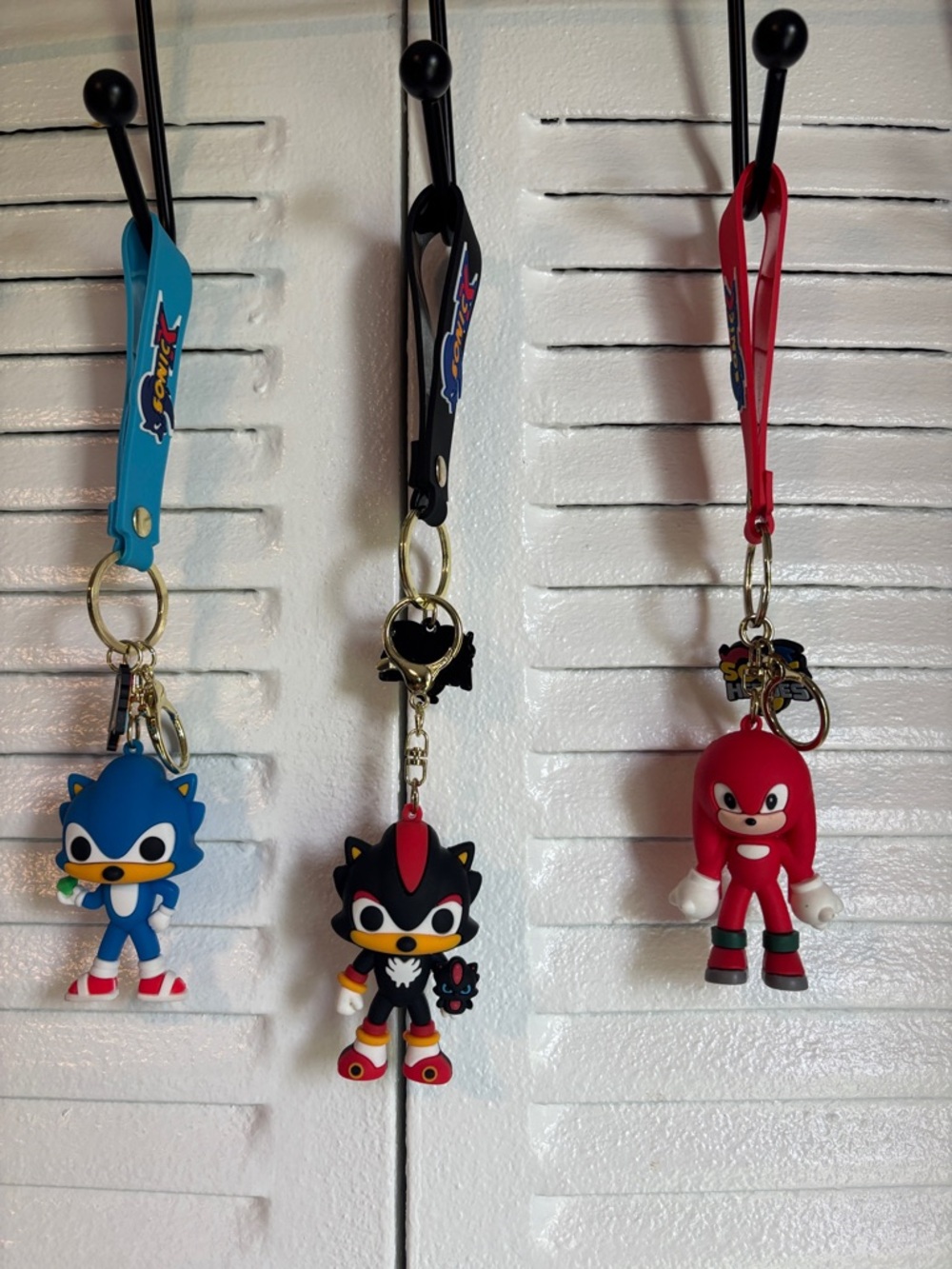 Sonic Keychain Set Trio – Sonic, Shadow & Knuckles Vinyl Charms - Picture 2 of 5